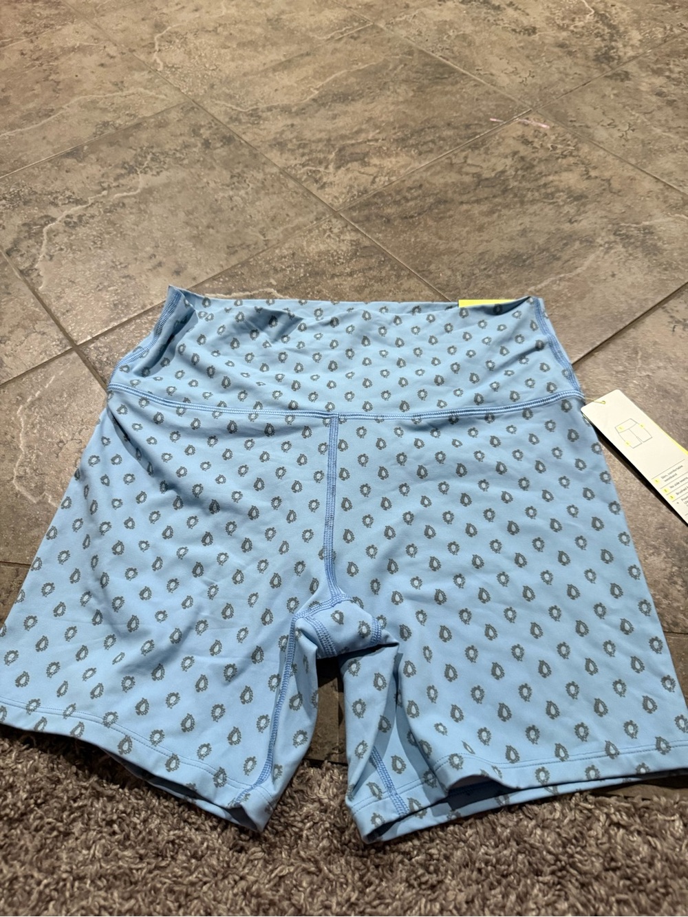 🎂Light Blue all in motionWomen's everyday soft bike shorts blue print